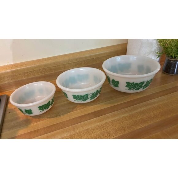 Vintage white green Ivy Hazel Atlas 1950s mid-century modern nesting bowls set o - Picture 1 of 1